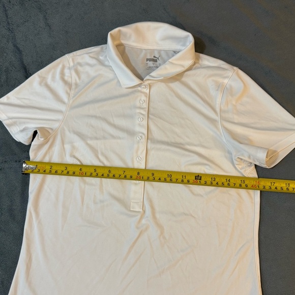 Puma White Fitted Button Down Polo Shirt

#1009 - Picture 2 of 7